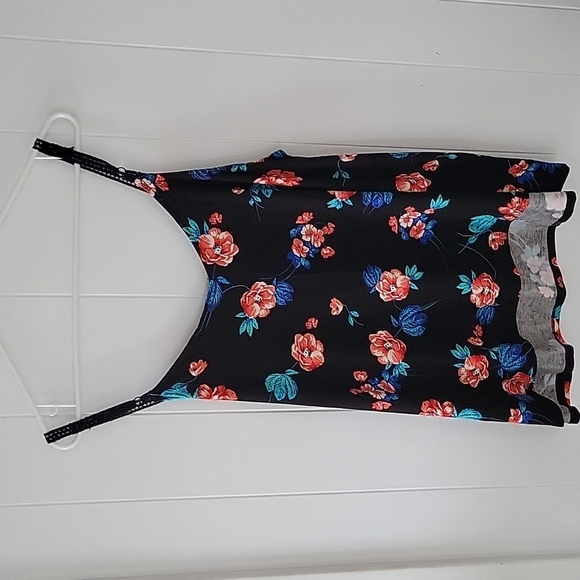 Torrid Floral Camisole Top - Picture 7 of 7